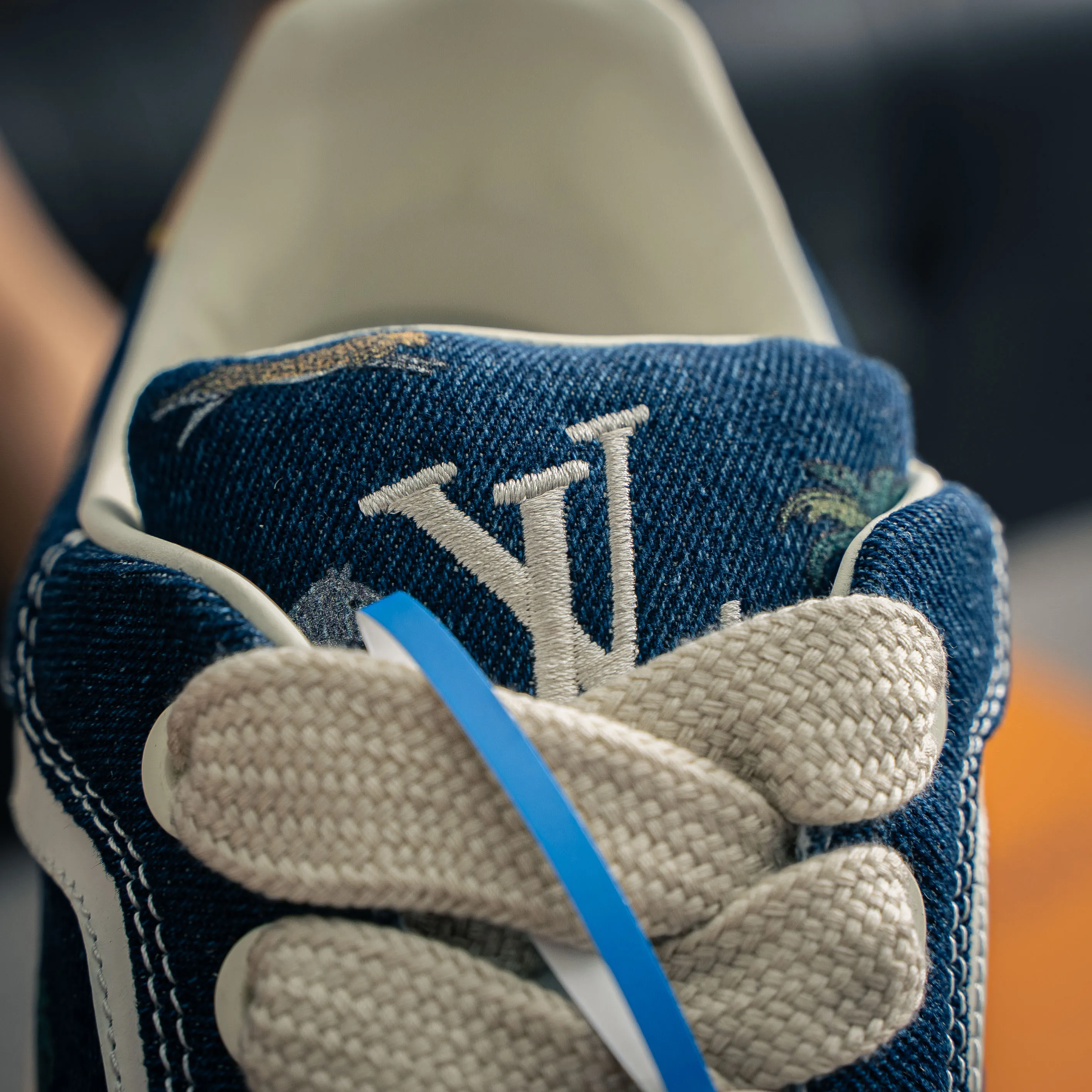 LV tilted ， Shoes，Sneakers， Shoes，Skate Shoes~~ Sneakers， LV Shoes ， Cushioning TPU Vuitton ，